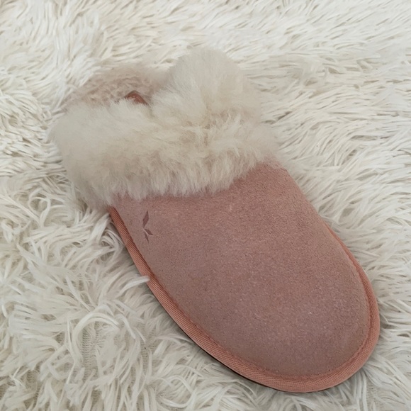 Koolaburra Shoes - Ugg Koolaburra Shearling Slippers